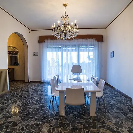 Da Carmela * Torri Del Benaco